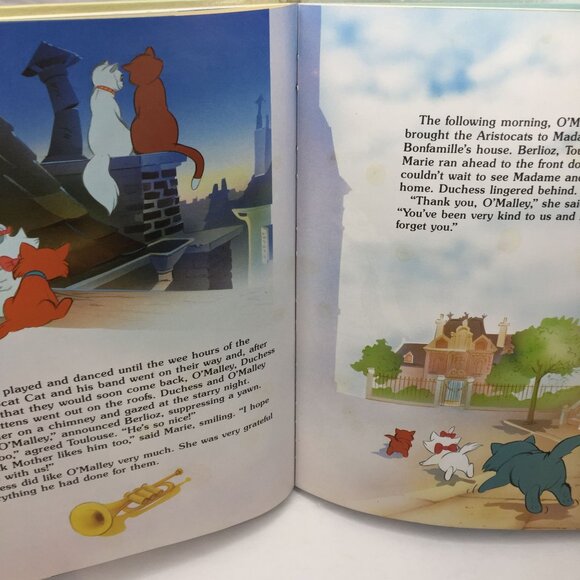 Vintage Lot 2 Kid Books Wonderful World Disney Classics The Aristocats Pinocchio - Picture 11 of 13